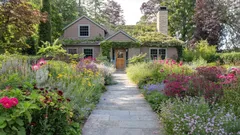 Tieto kvety vám berú silu a zdravie: päť rastlín, ktoré by ste nemali sadiť na svoj záhon